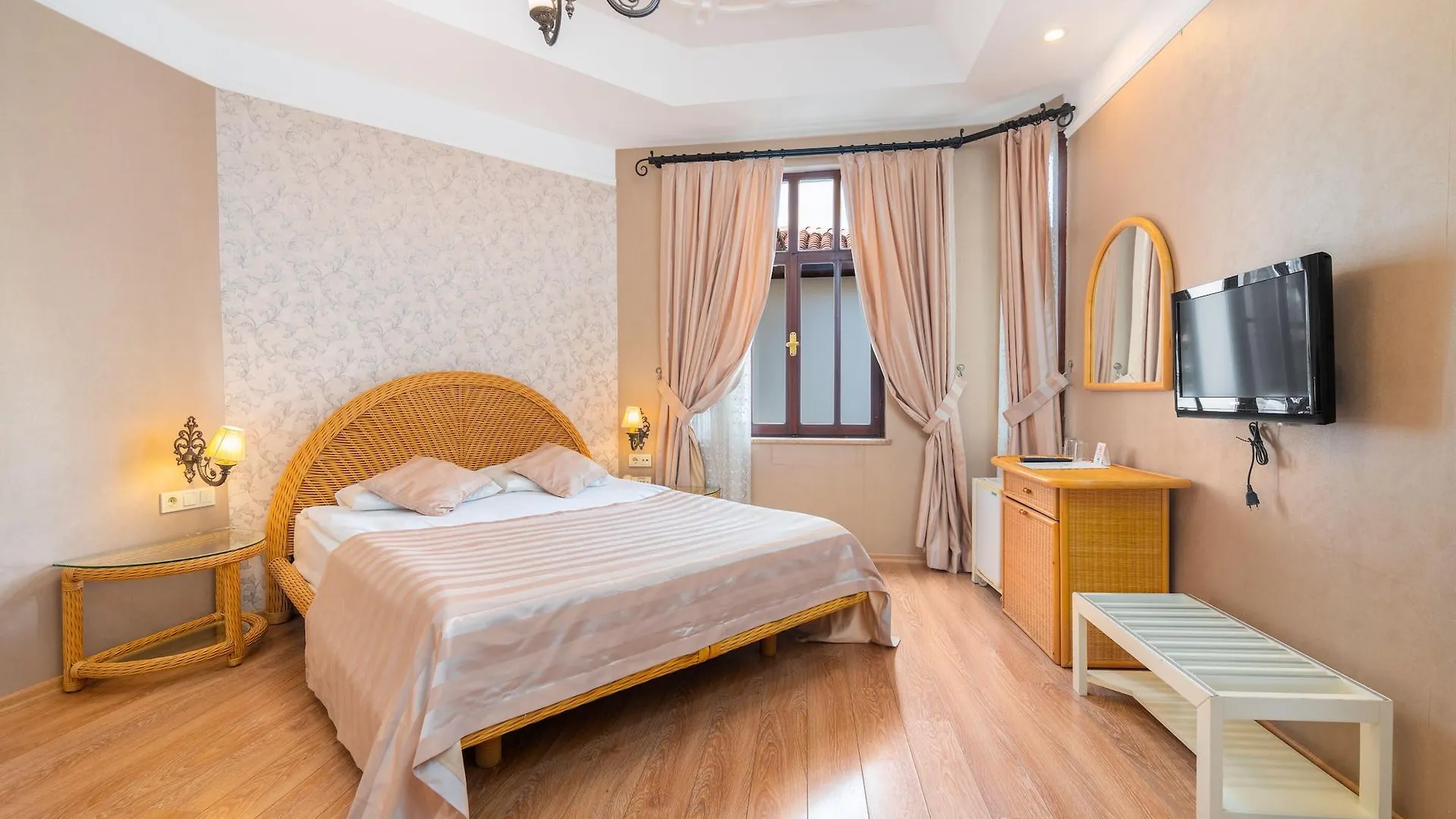 Aspen Hotel Kaleici Antalya