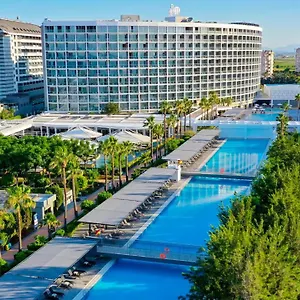 Crystal Centro - Ultimate Semesteranläggning (resort)