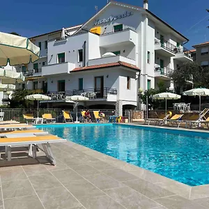 Mare Aparthotel Pietra Ligure