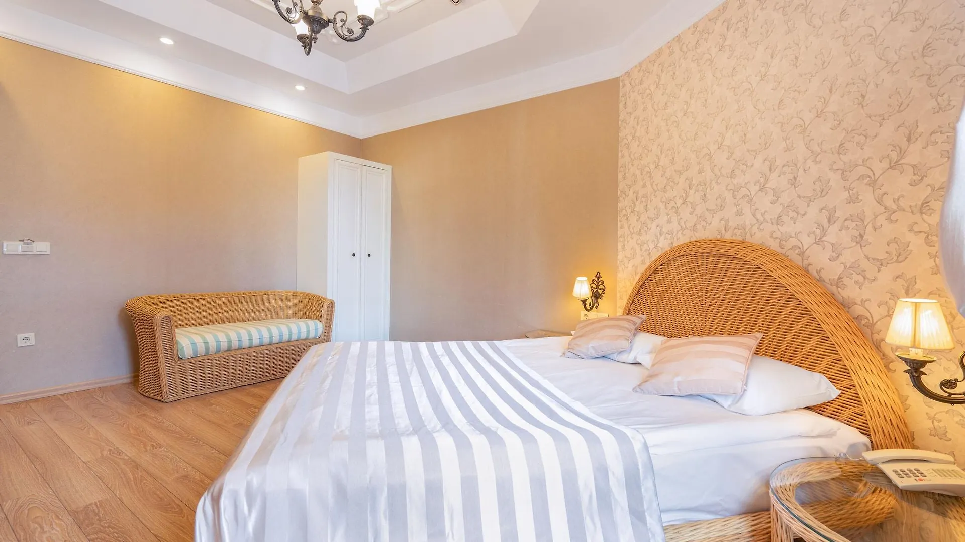 Aspen Hotel Kaleici Анталья